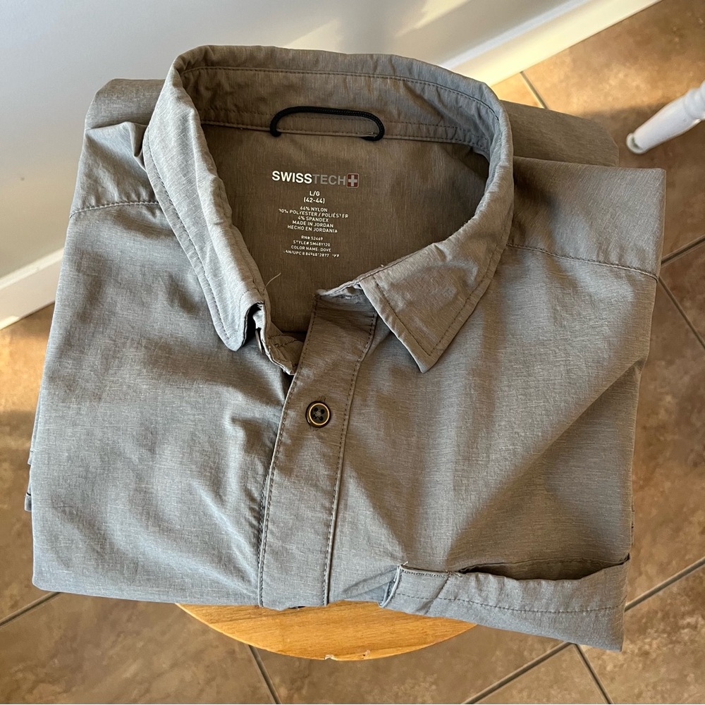 Swiss Tech Mens Button Up Shirt Long Sleeve Large Dark Beige -Outdoor Gorpcore